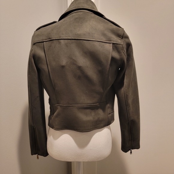 ‼️SOLD‼️BANANA REPUBLIC OLIVE GREEN VEGAN-SUEDE MOTOR JACKET - Picture 6 of 9
